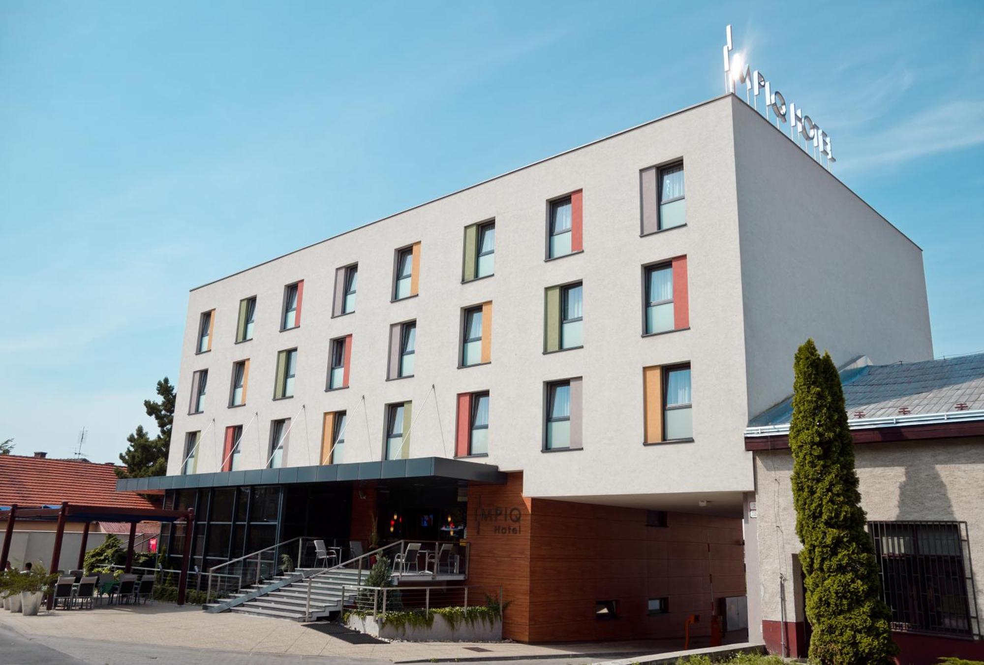 Impiq Hotel Trnava Exterior photo